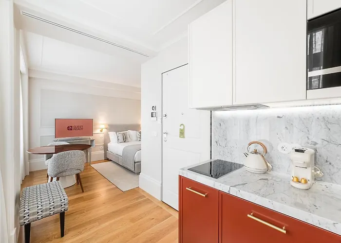 Daire Guestready - Elisium Star